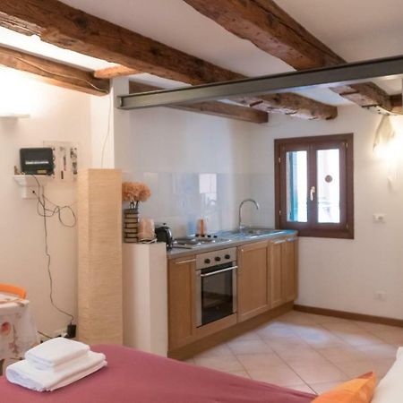 In The Heart Of Biennale Ac Wi-Fi Apartment Venice Exterior photo